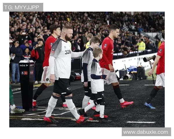 镜头回顾：杜兰特这一幕令人泪目