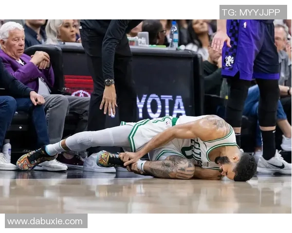 重磅!凯尔特人或将缺席下一轮比赛 重磅!凯尔特人或将缺席下一轮比赛